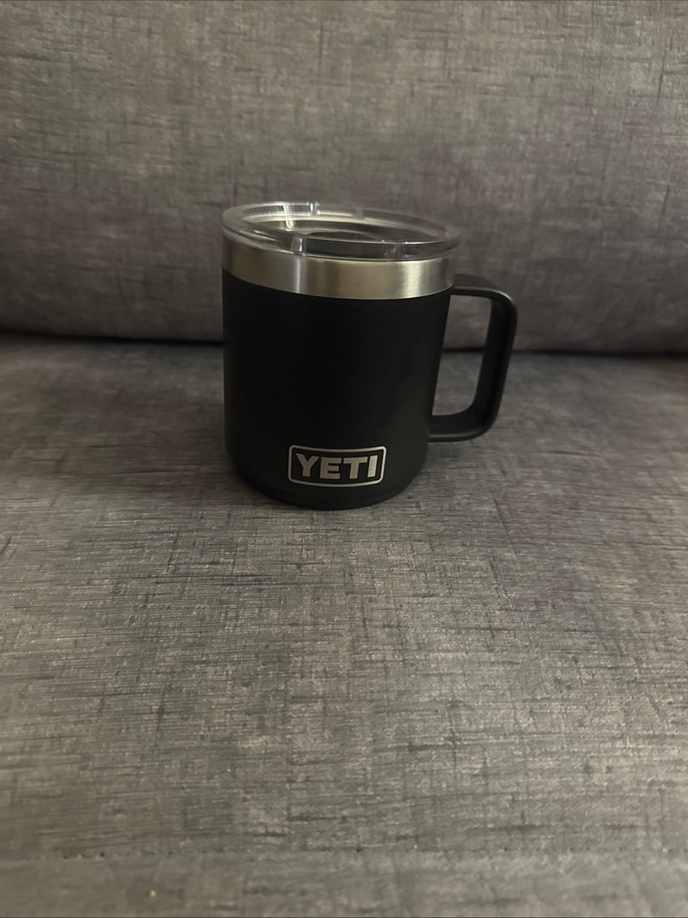 Yeti Black Travel Mug with Clear Lid and Stainless Rim - Picture 4 of 8